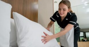 Hotel housekeeping tips and tricks 310x165 - راهنمای خانه داری هتل و ترفندهای آن