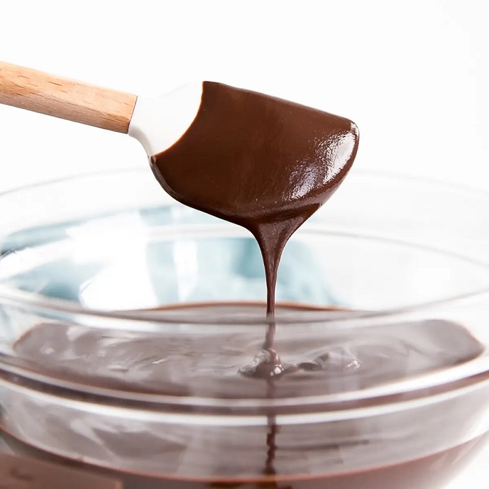 chocolate ganache thumb - طرز تهیه گاناش شکلاتی با پودر کاکائو